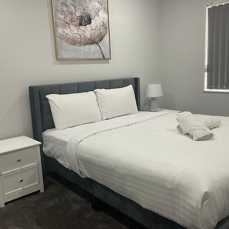 Family Holiday Home Papakura - 175 Auckland Buitenkant foto